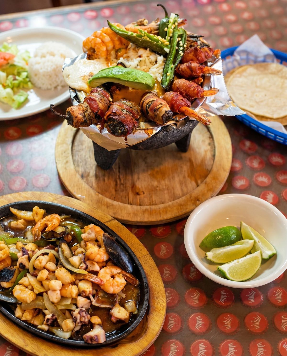 Molcajete de mariscos